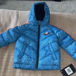 Nike Boys' Puffer Jacket Black Outerwear Sz 6Original price $100